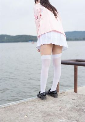 国产精品百度_高清版完整版未删减